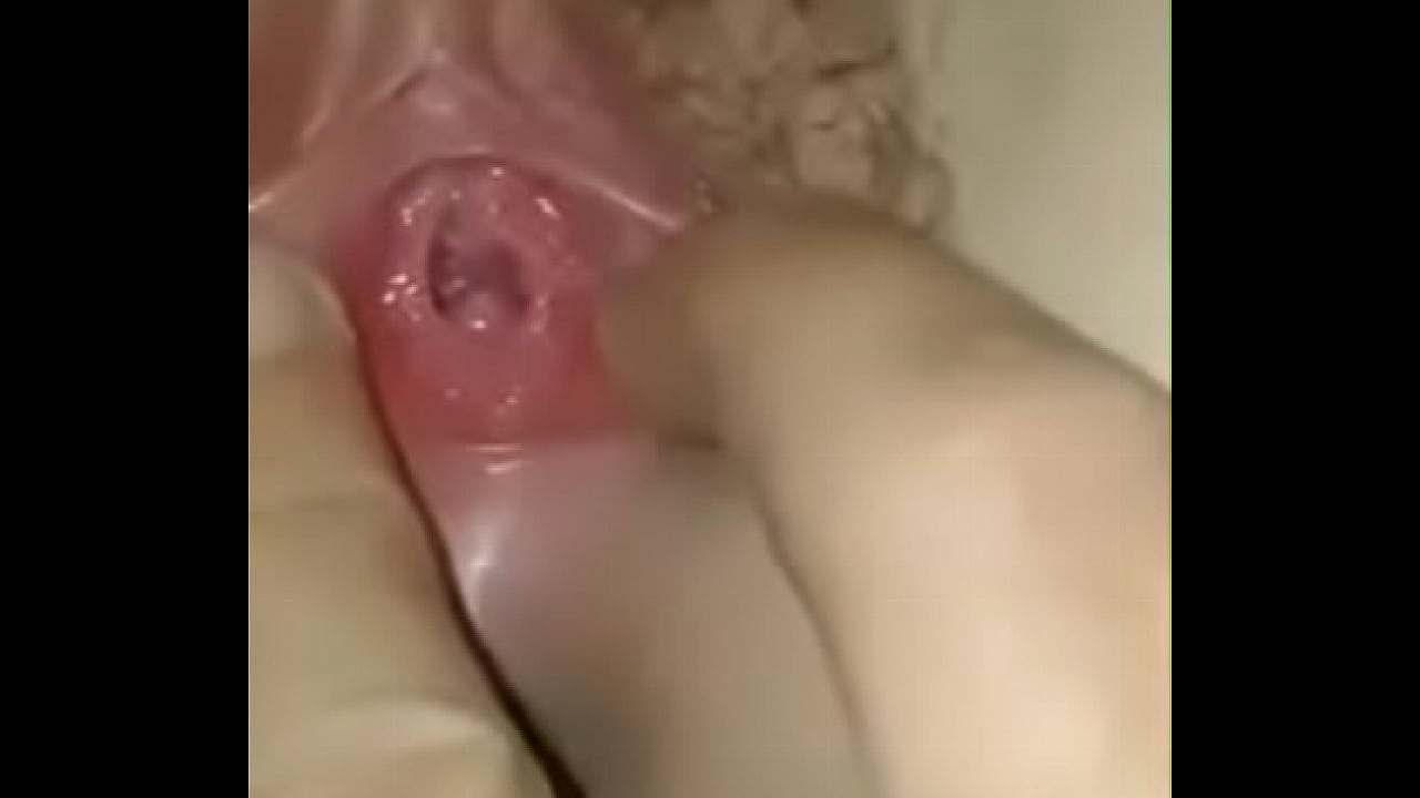 Móc lồn cho vợ yêu lên đỉnh
